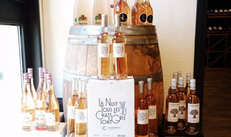 Vente de vin rosé à Saignes